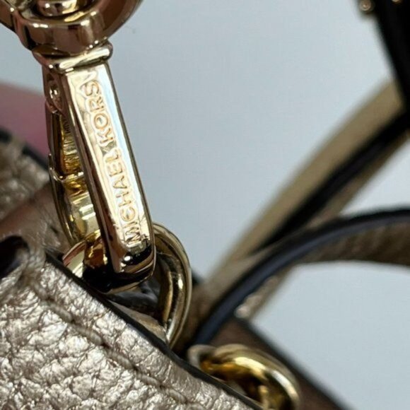 Michael Kors Mercer Leather Tote in Metallic Gold - Picture 10 of 14